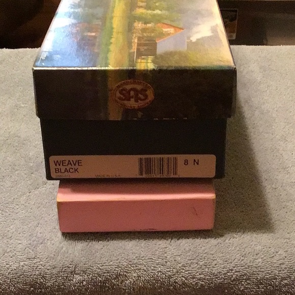 SAS Black Weave Shoes. BRAND NEW! Size 8 Narrow. - Picture 4 of 4